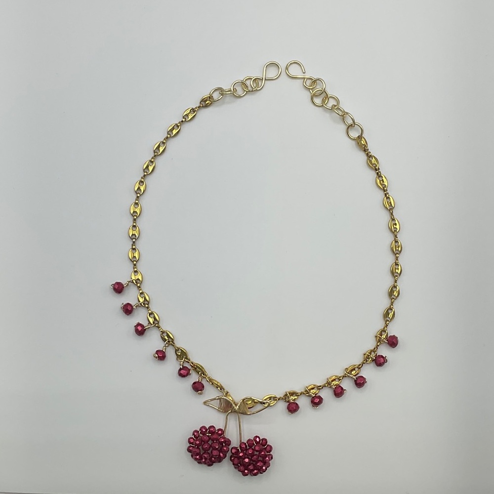 Handmade and Elegant Gold Necklace with Cherry Bead Clusters Stainless Steel